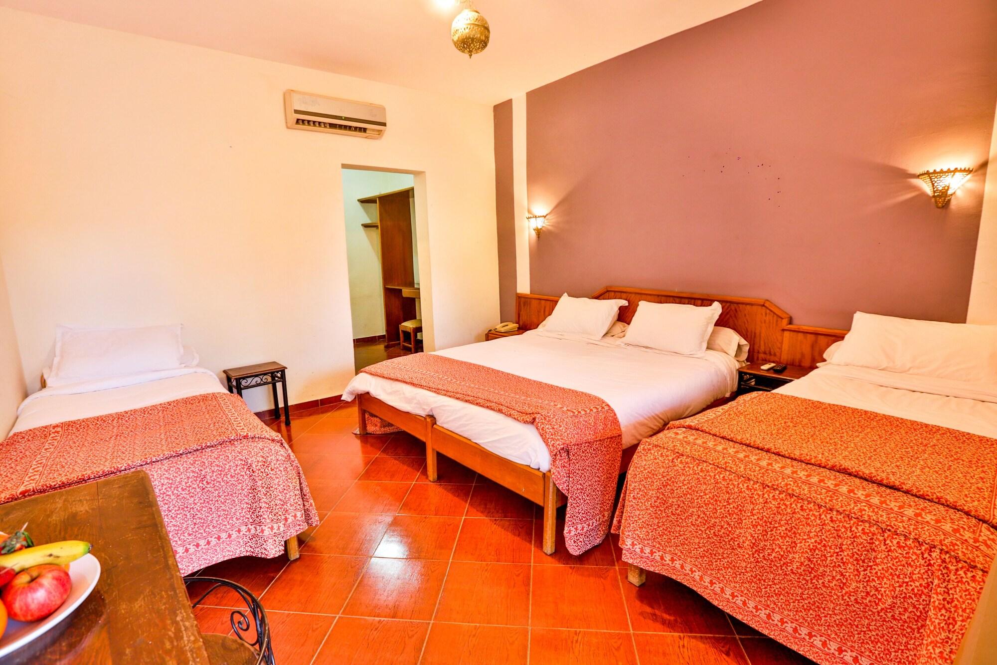 בני מלאל Hotel Al Bassatine מראה חיצוני תמונה