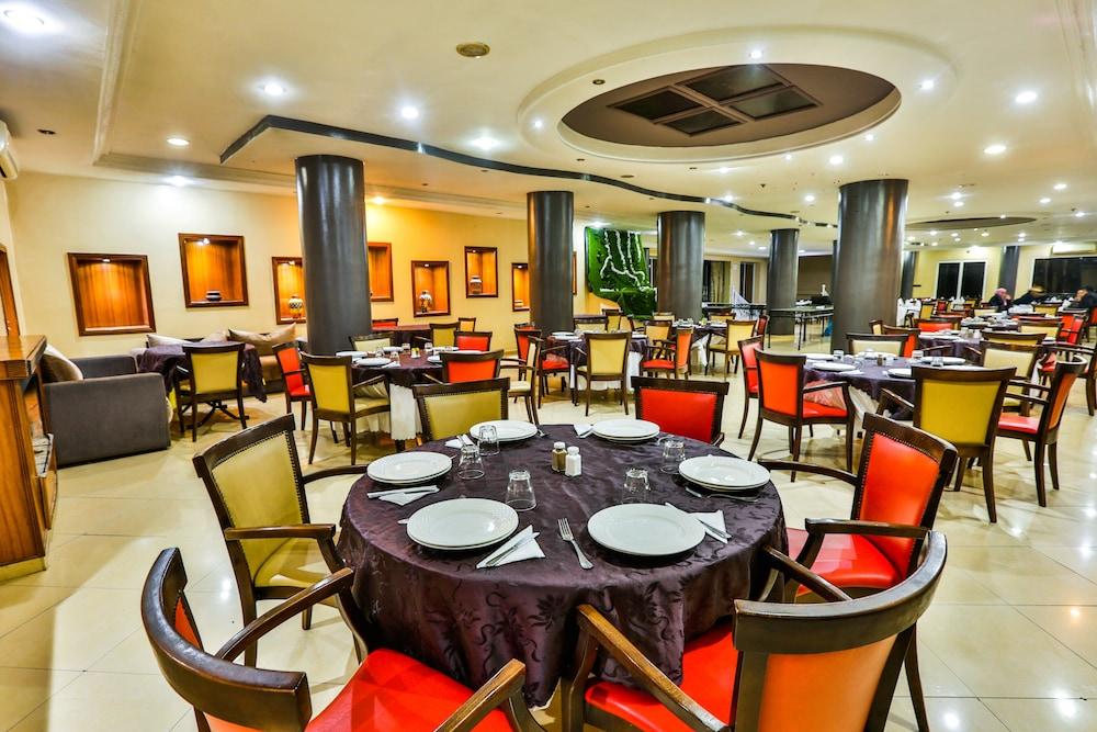 בני מלאל Hotel Al Bassatine מראה חיצוני תמונה