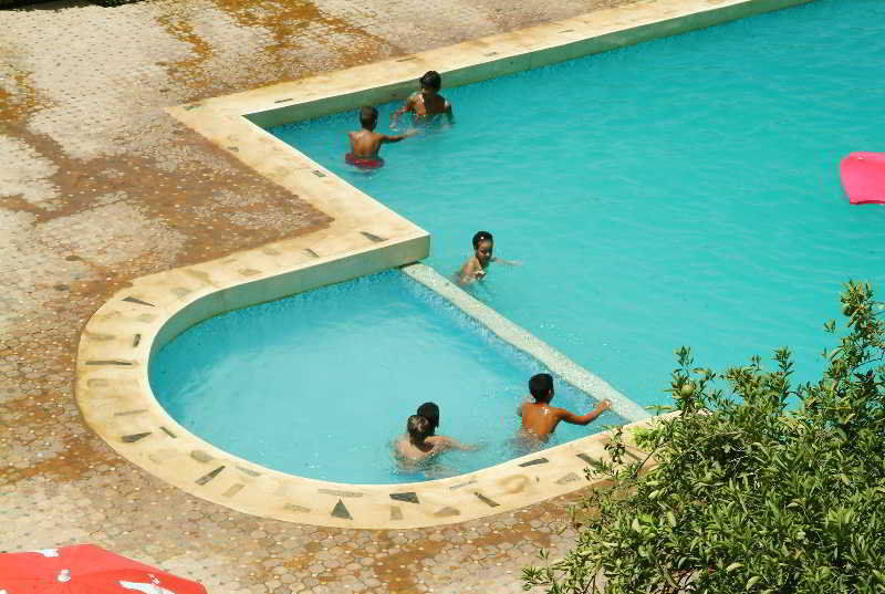 בני מלאל Hotel Al Bassatine מראה חיצוני תמונה