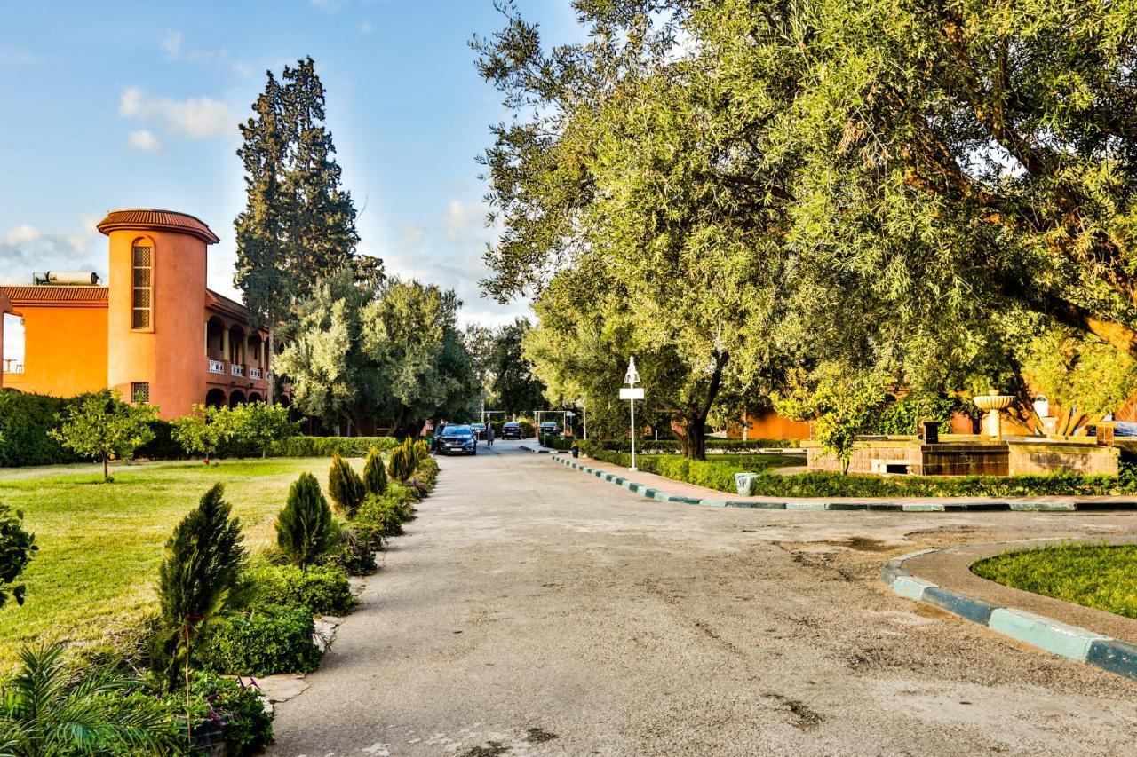 בני מלאל Hotel Al Bassatine מראה חיצוני תמונה